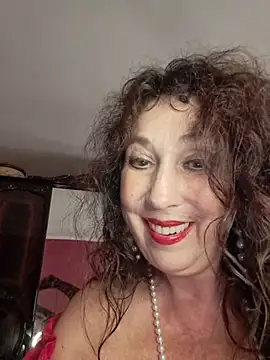 GypsyEsmeralda Adlı Modelin Canlı XXX Sohbeti