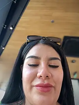 Chat XXX ao vivo de Issane_Peru