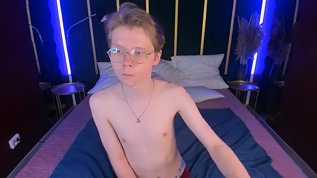 DanielSandersn Live XXX chat