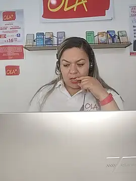 Chat XXX en directo de Charlott-1