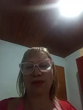 SexyMilf1211: διαδικτυακό σόου στην κάμερα