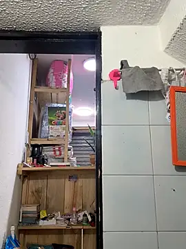 دردشة VIOLETA-25_ الجنسية المباشرة