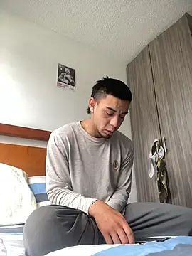 Онлайн чат XXX Taylor_DiamondBoy