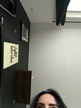 ElliemaiX 现场XXX聊天