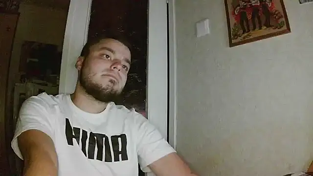 XXX chat uživo modela Yashax