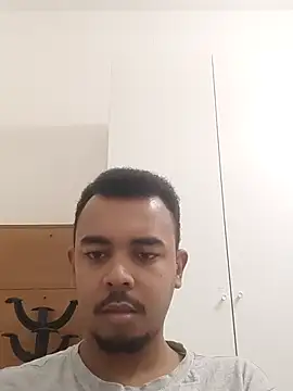 Онлайн чат XXX Triki_69