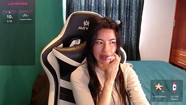 alice_middlee Chat XXX in diretta