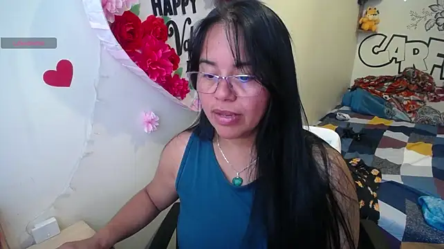 Miss__kendra_ live XXX chat