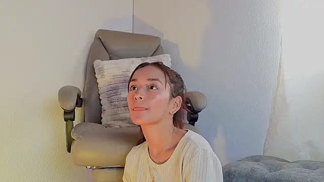 Aura_moons Webcam-Show