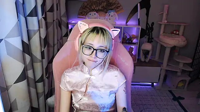 SaxonDibs' Webcam Show