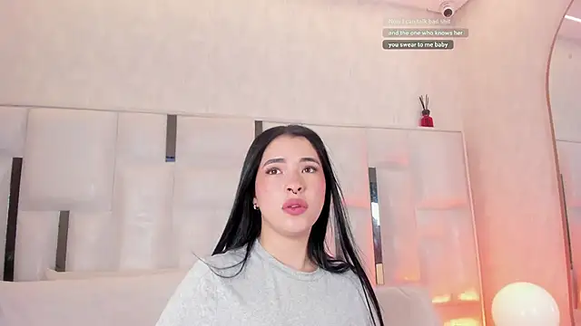 imnikaa_'s Live XXX Chat