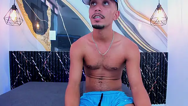 Chat XXX en directo de DrakeFoxx