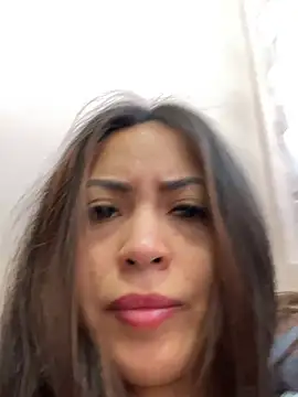 צ'אט XXX בשידור חי של Asunkyss