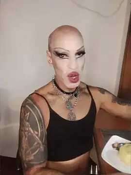 LILITHMADAME – Naživo XXX chat