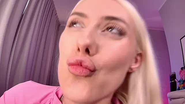 LoryWood Live XXX-Chat