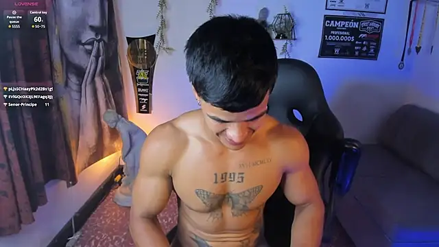Rob_zaens33 Adlı Modelin Canlı XXX Sohbeti