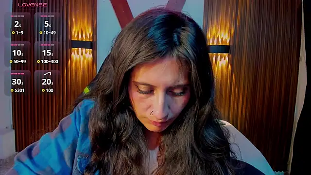 nina_daft's Live XXX Chat