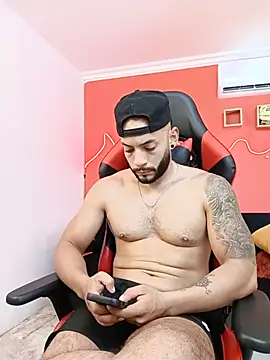 Mike_savage3's Live XXX Chat
