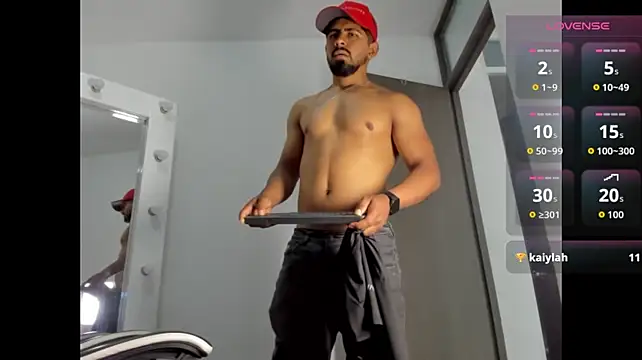 Živý XXX chat Noah_blackmen
