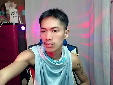 riks_tylerのライブXXXチャット