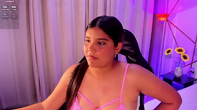 ZoeFerdi_'s Live XXX Chat