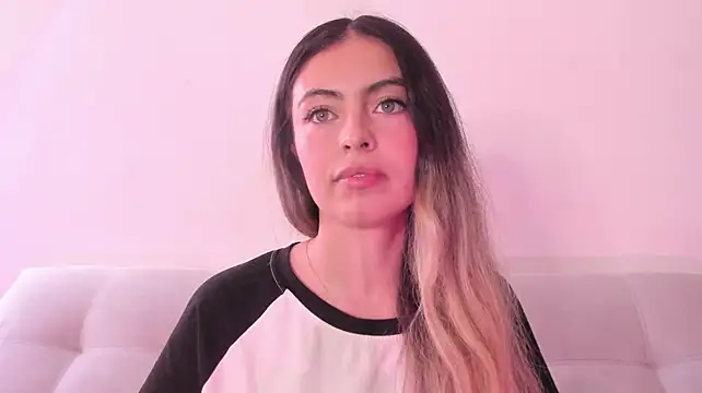 دردشة Fernanda_aaaa الجنسية المباشرة