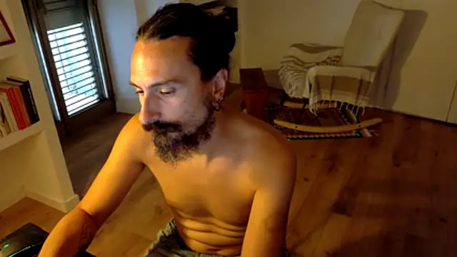 צ'אט XXX בשידור חי של Mrkurt86