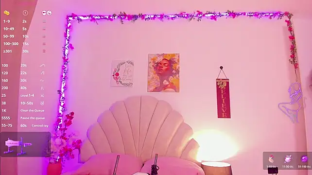 NahomyVega Adlı Modelin Canlı XXX Sohbeti