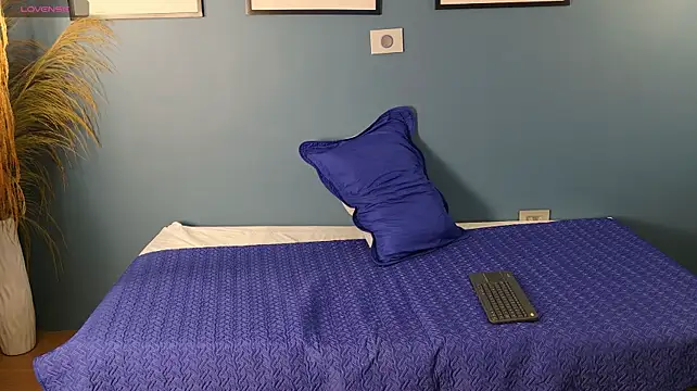 nikkydoll লাইভ XXX চ্যাট