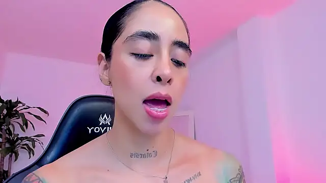 Chat XXX en directo de sophierooy22