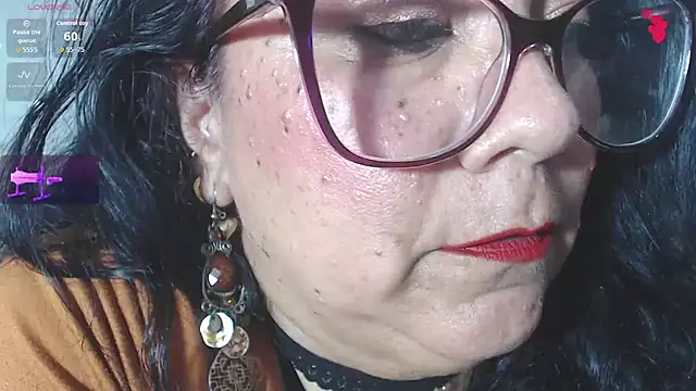 BiirdyDavis Chat XXX in diretta