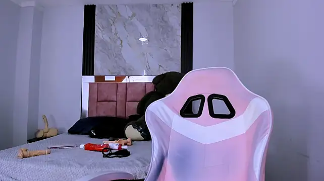 Keendall__n Webbikameraesitys