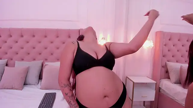 Chat +18 de charlott_lee ao vivo