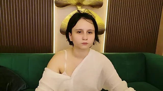 Tina_Mercer élő XXX-chatje