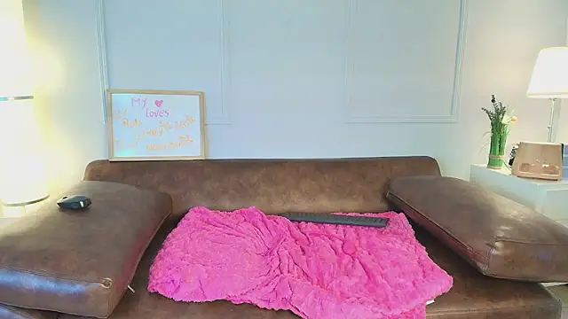 kittyblooms Chat XXX live
