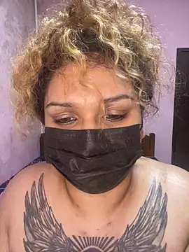 دردشة VelvetPoison الجنسية المباشرة
