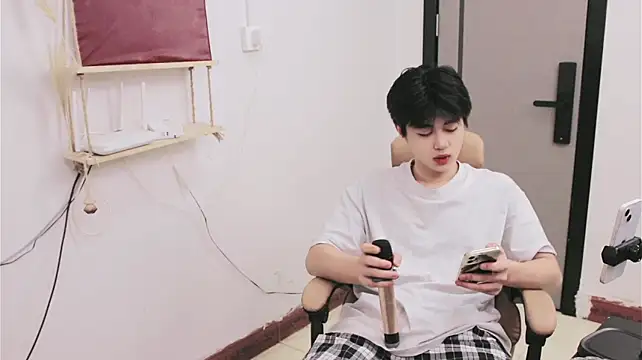 Uu_g 现场XXX聊天