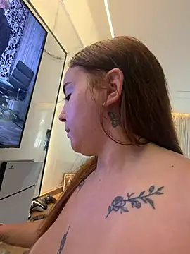 Chat XXX ao vivo de AMORINHA_S2_