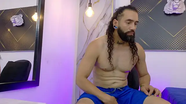 theronnyone – Naživo XXX chat