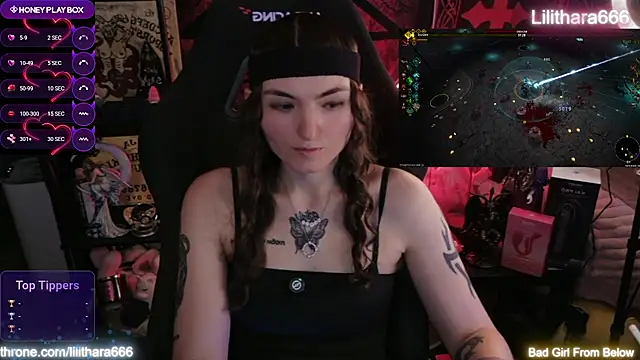 Chat XXX en directo de Lilithara666