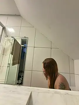 AMORINHA_S2_ Adlı Modelin Canlı XXX Sohbeti