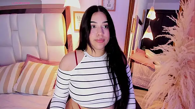 Онлайн чат XXX ArabellaTurner