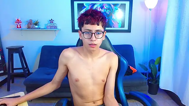 alexcum_18 Chat XXX in diretta