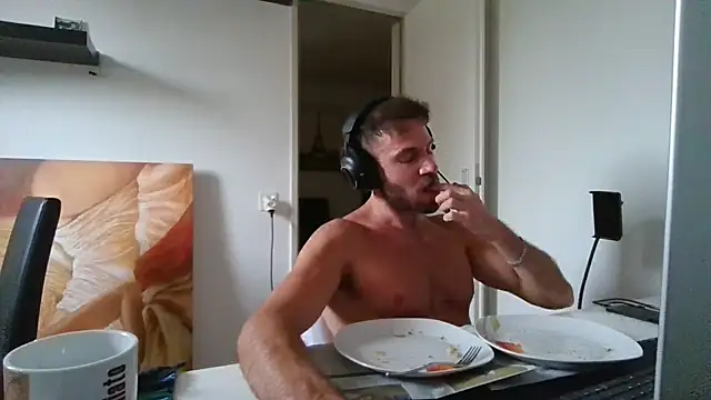 XXX chat uživo modela alpha-hunk