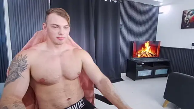 Онлайн чат XXX YourHotGreg