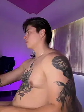 Giordano_Russo Live XXX-Chat