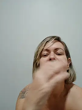Misaudibel – Live XXX-chat
