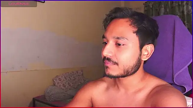 fuckkboy101 网络视讯表演