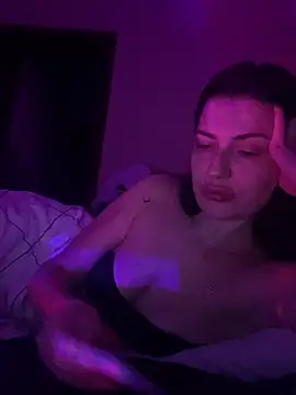 Chat +18 de Cutee_Erika ao vivo