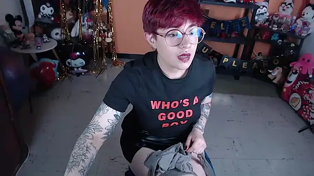 MissMiia2 Live XXX-chat